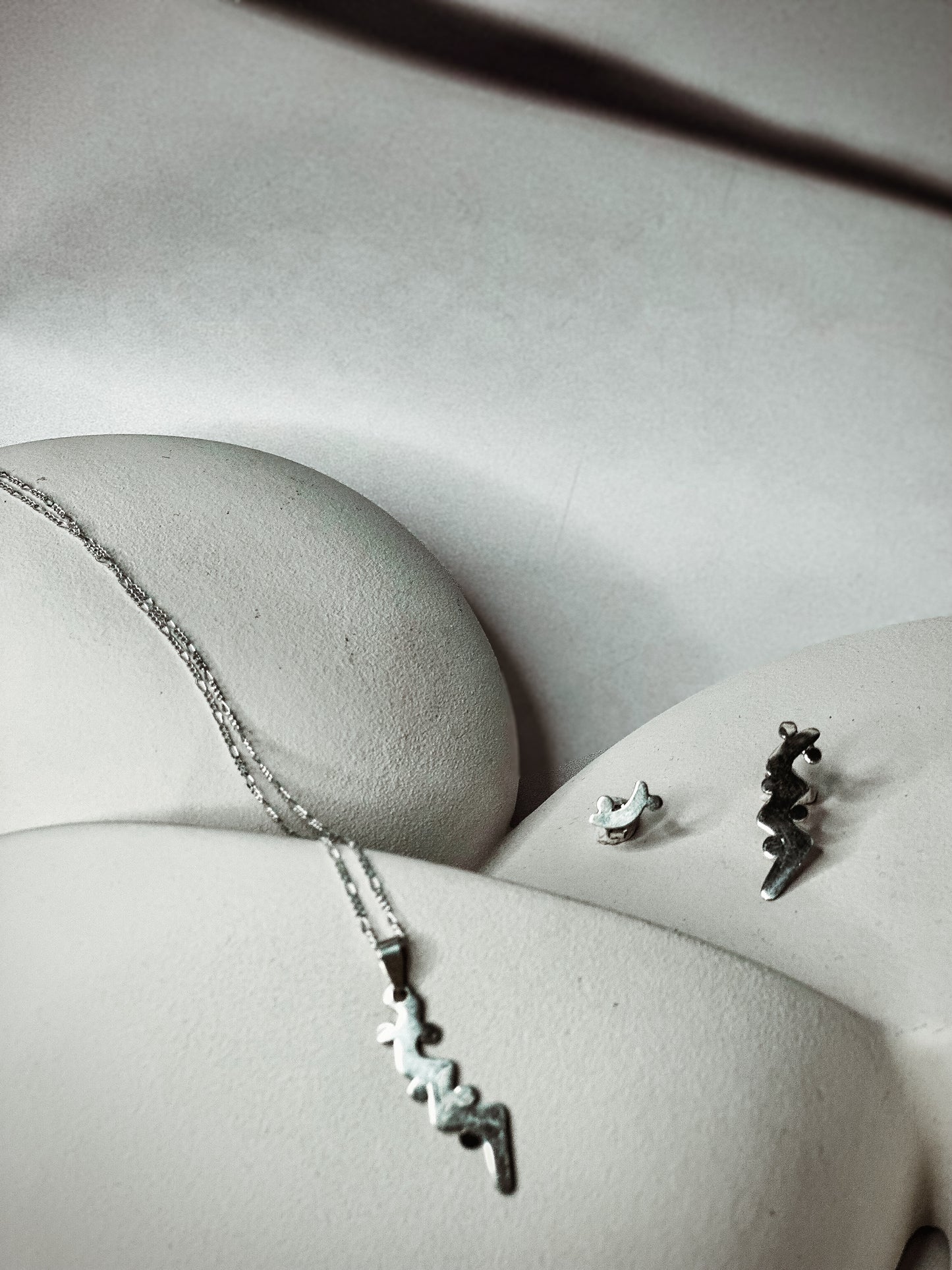 AZEL - LE COLLIER