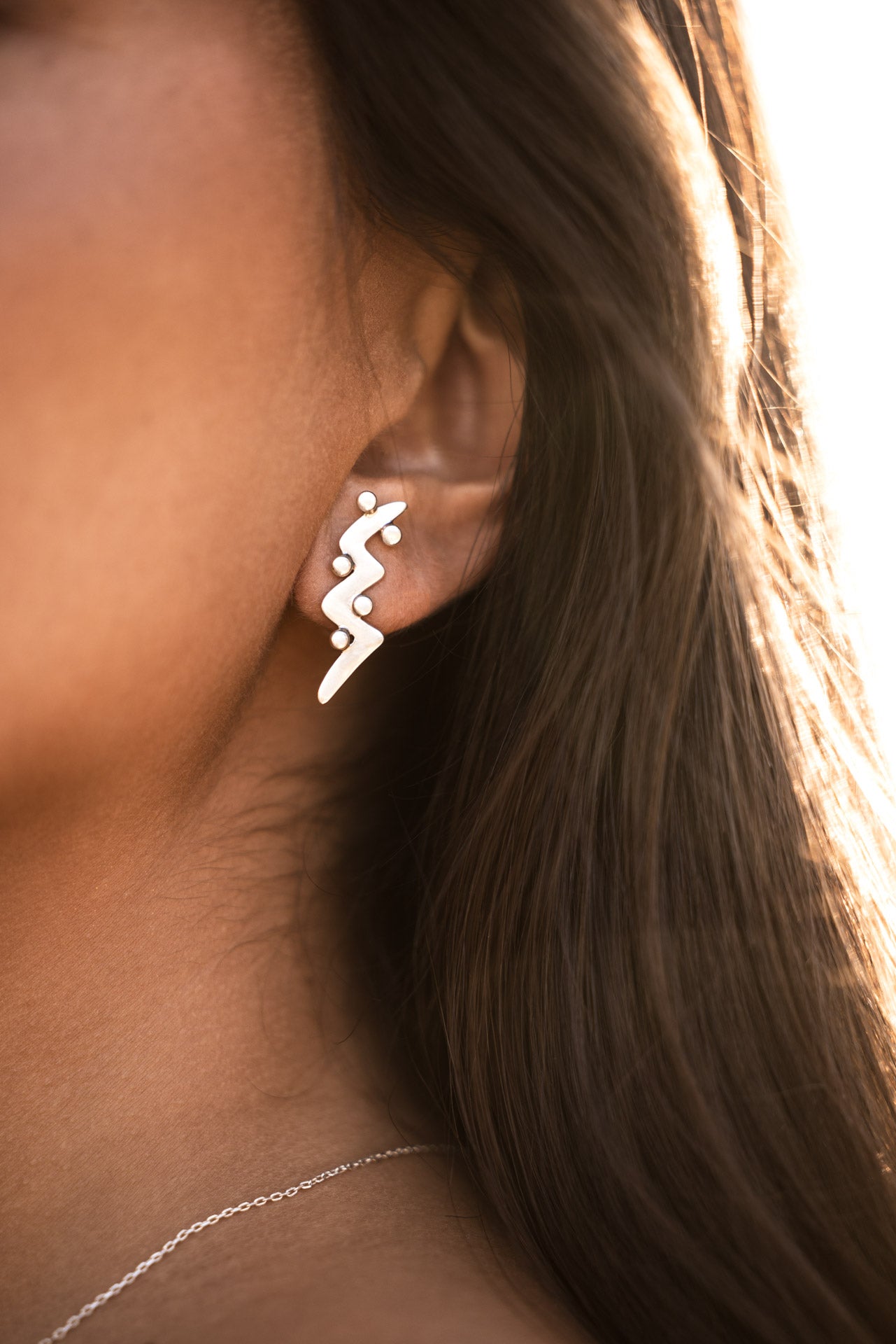AZEL - LES BOUCLES D'OREILLE