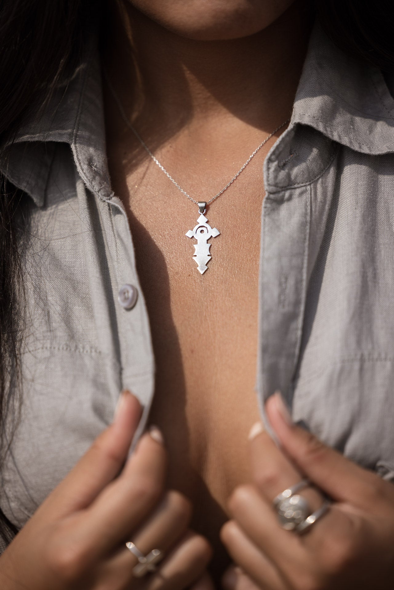 SHIRAZ - LE COLLIER